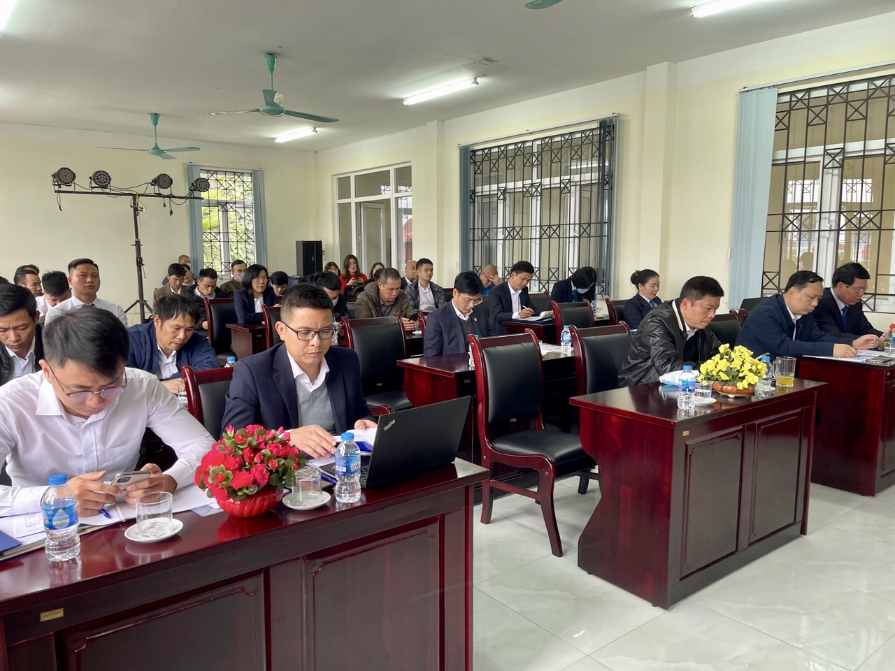 Xí nghiệp Dịch vụ Điện lực Lào Cai tổ chức công tác SXKD năm 2021 triển khai nhiệm năm 2022 và Hội nghị người lao động
