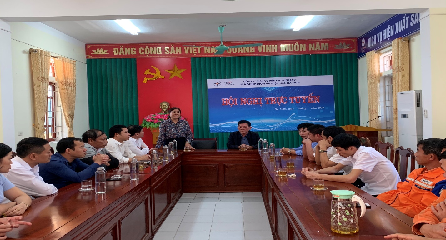 Công đoàn Công ty Dịch vụ Điện lực miền Bắc thăm hỏi, hỗ trợ CNVCLĐ bị thiệt hại do mưa lũ tại Hà Tĩnh